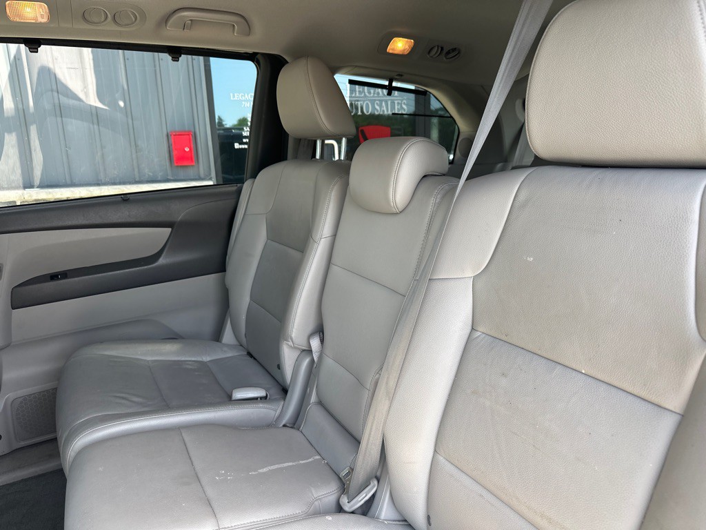 2016 Honda Odyssey Image 9