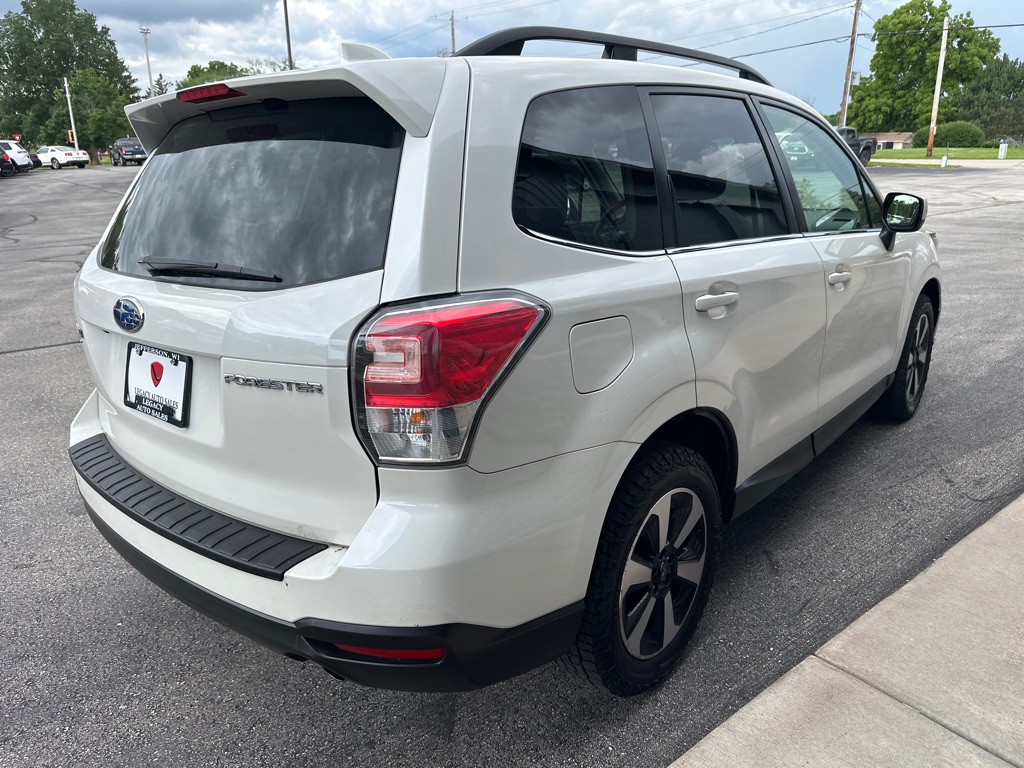 2018 Subaru Forester Image 5