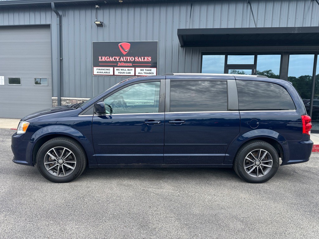 2017 Dodge Grand Caravan Image 2