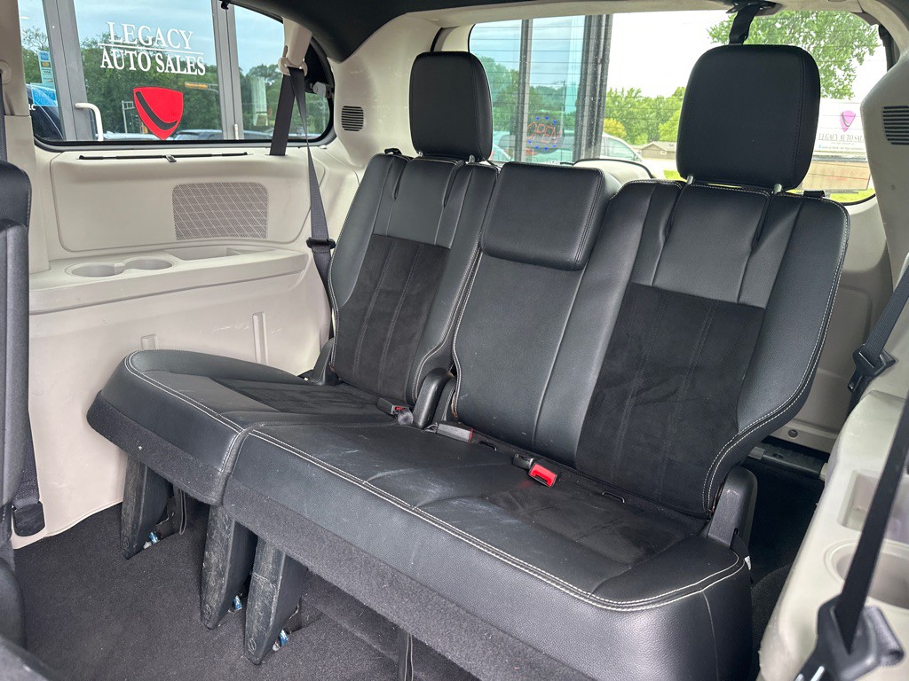 2017 Dodge Grand Caravan Image 8