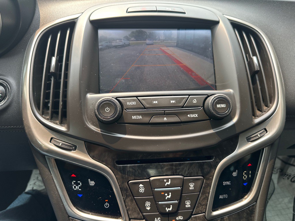 2015 Buick Lacrosse Image 10