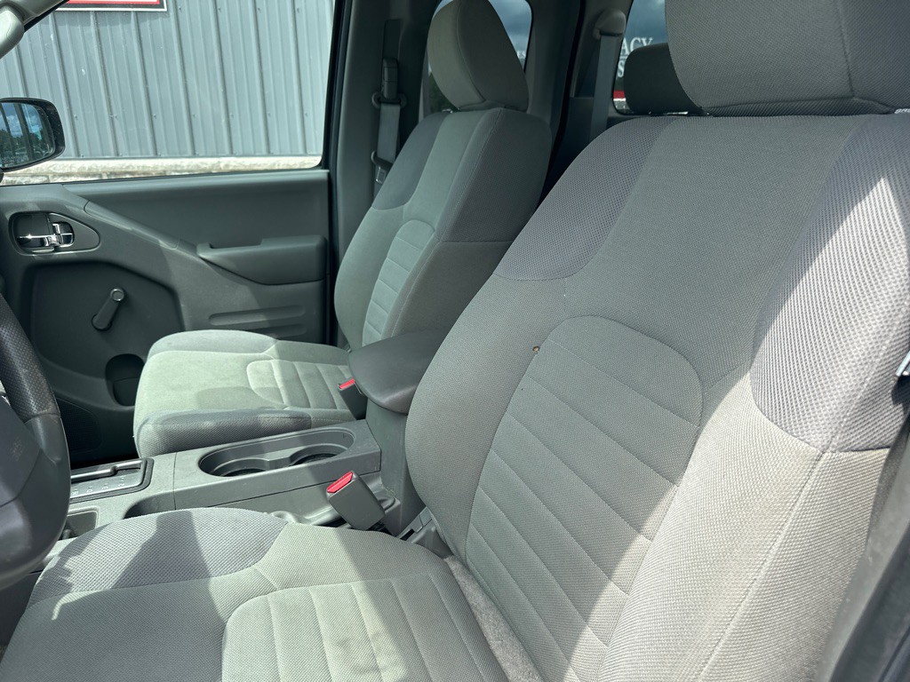 2017 Nissan Frontier Image 8