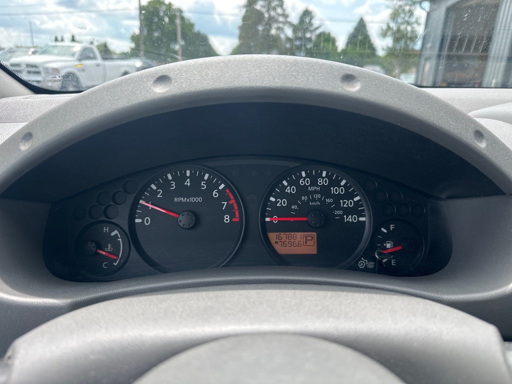 2017 Nissan Frontier Image 10