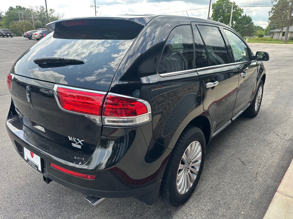 2011 Lincoln MKX Image 5