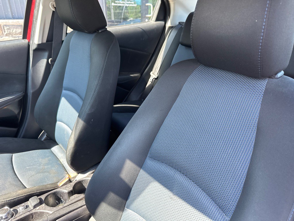 2017 Toyota Yaris Image 3
