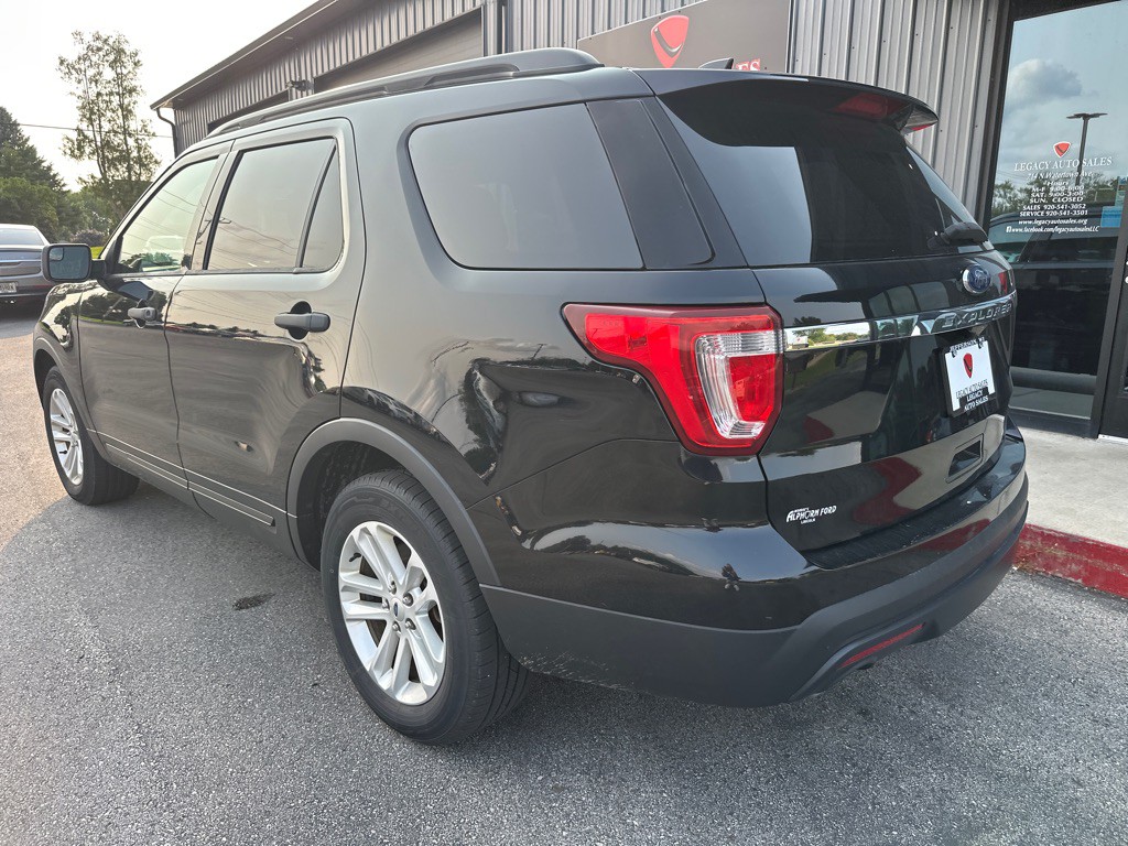 2017 Ford Explorer Image 3
