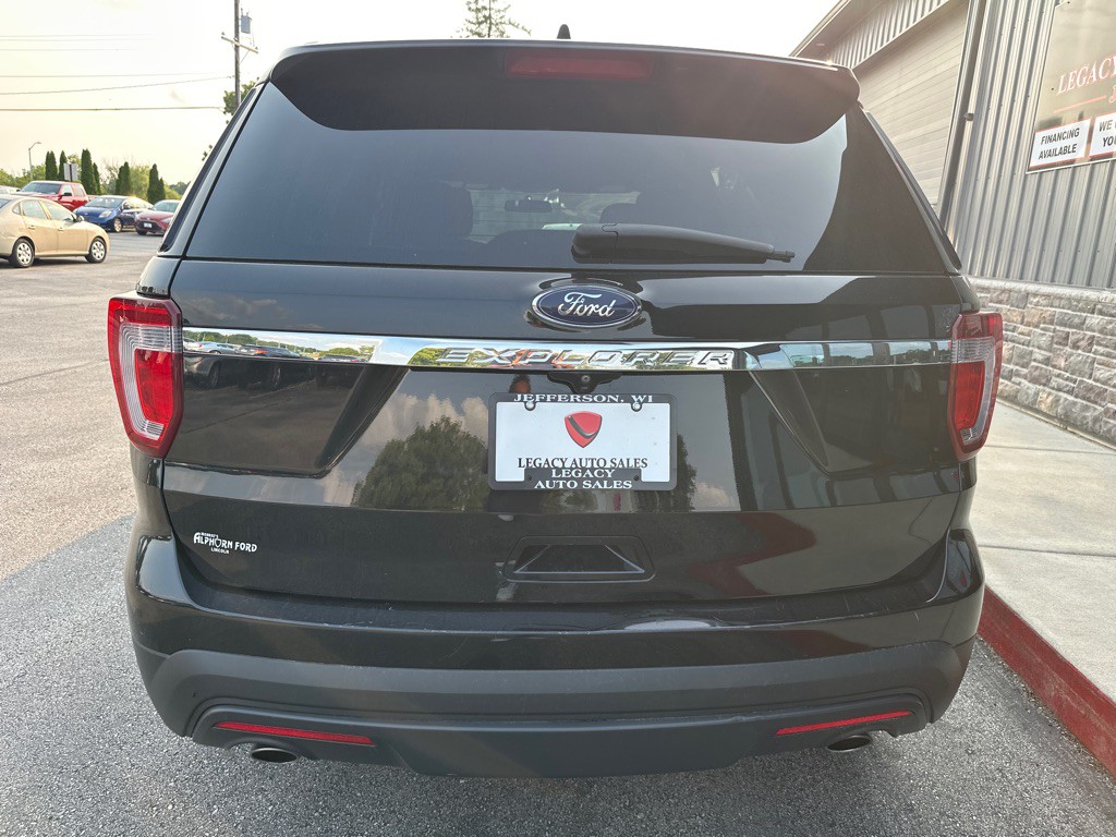 2017 Ford Explorer Image 4