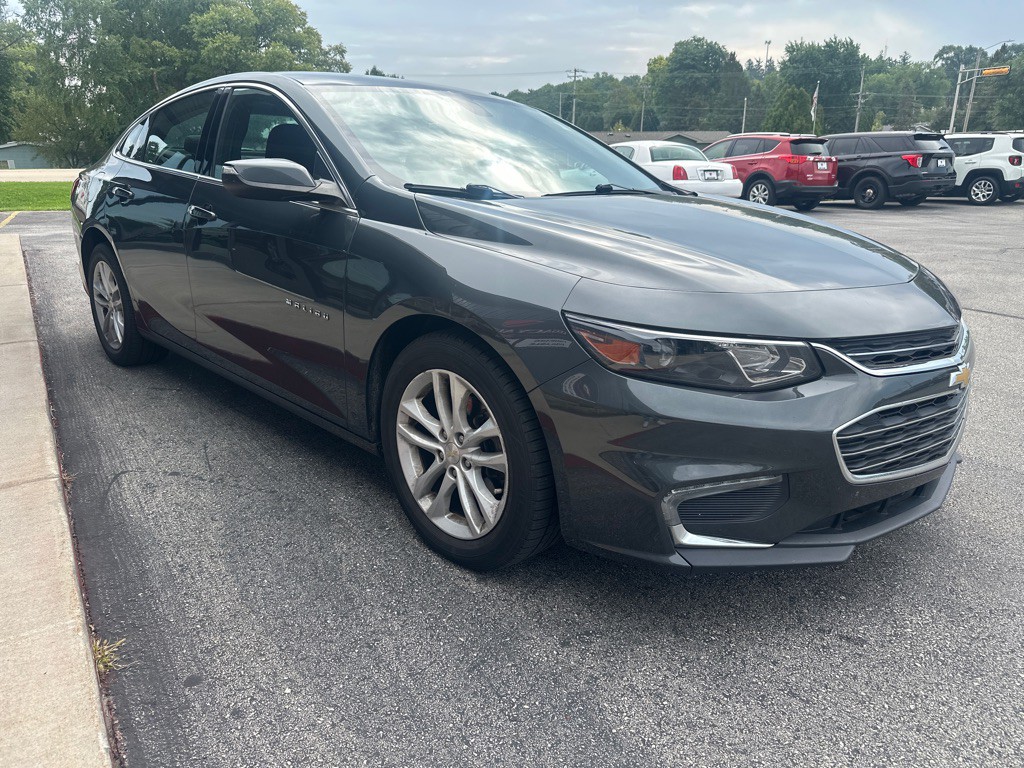 2017 Chevrolet Malibu Image 6