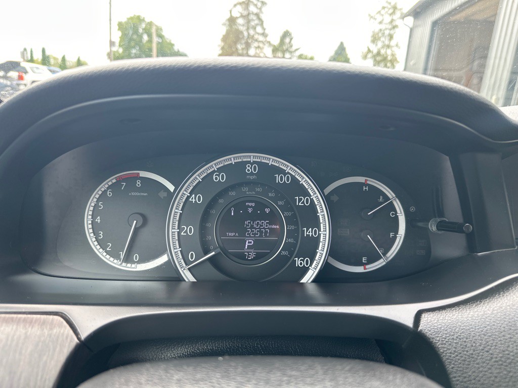 2013 Honda Accord Image 11
