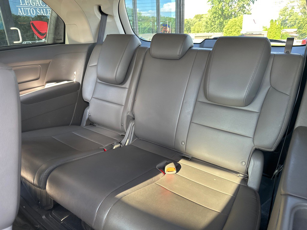 2016 Honda Odyssey Image 8