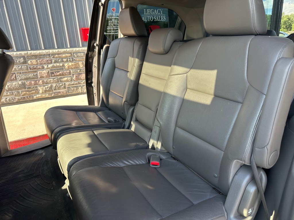 2016 Honda Odyssey Image 9