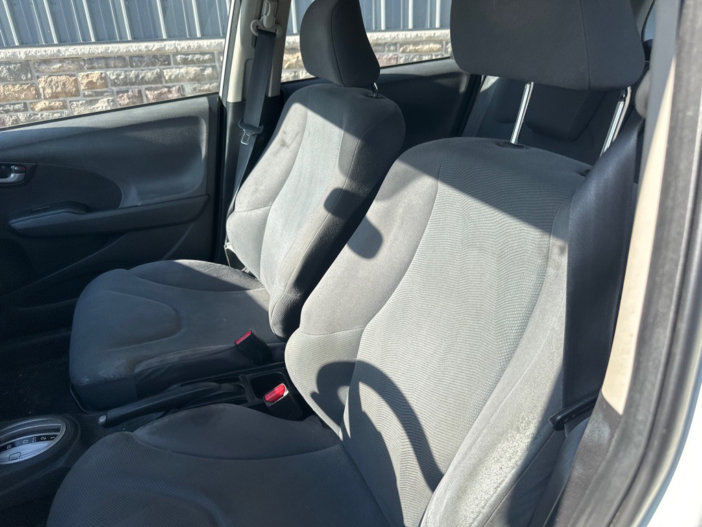 2013 Honda Fit Image 9