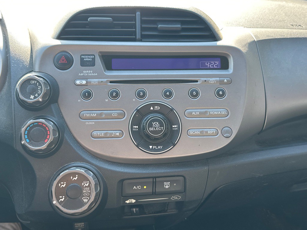 2013 Honda Fit Image 10