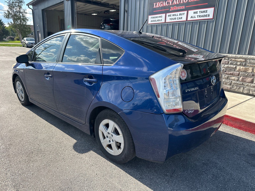 2011 Toyota Prius Image 3