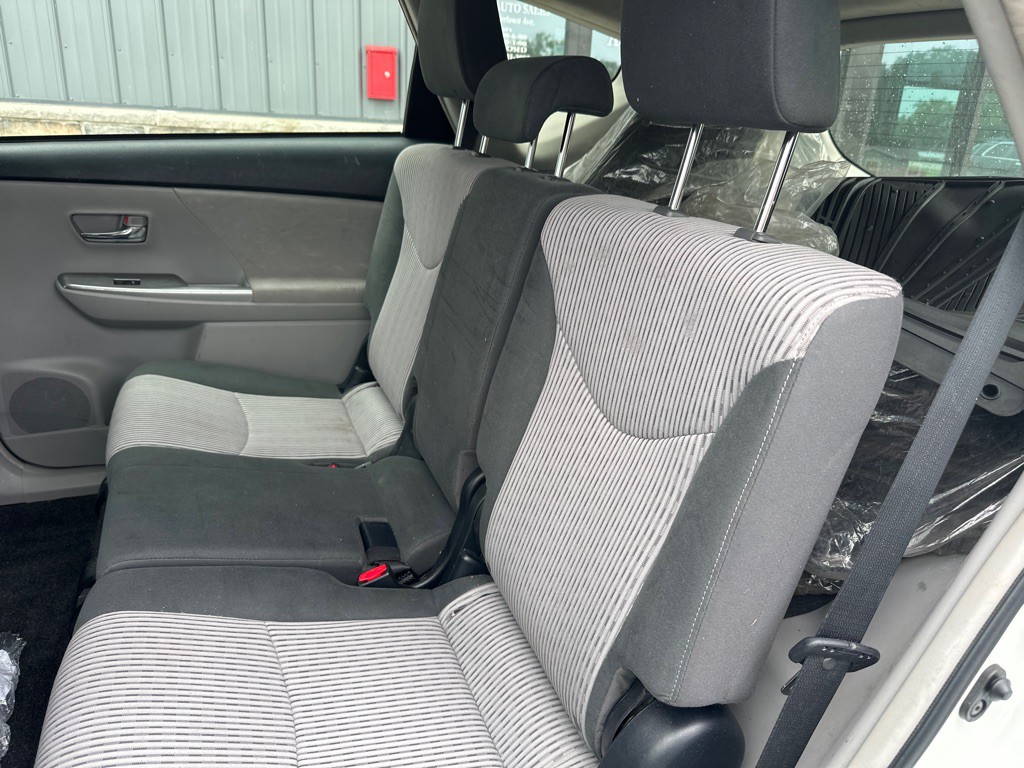 2017 Toyota Prius Image 8