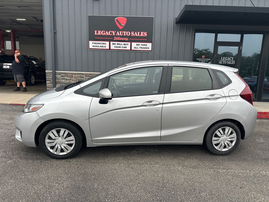 2016 Honda Fit Image 2
