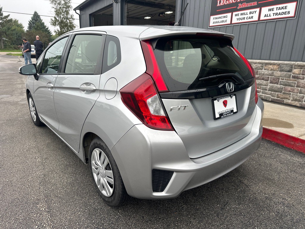 2016 Honda Fit Image 3
