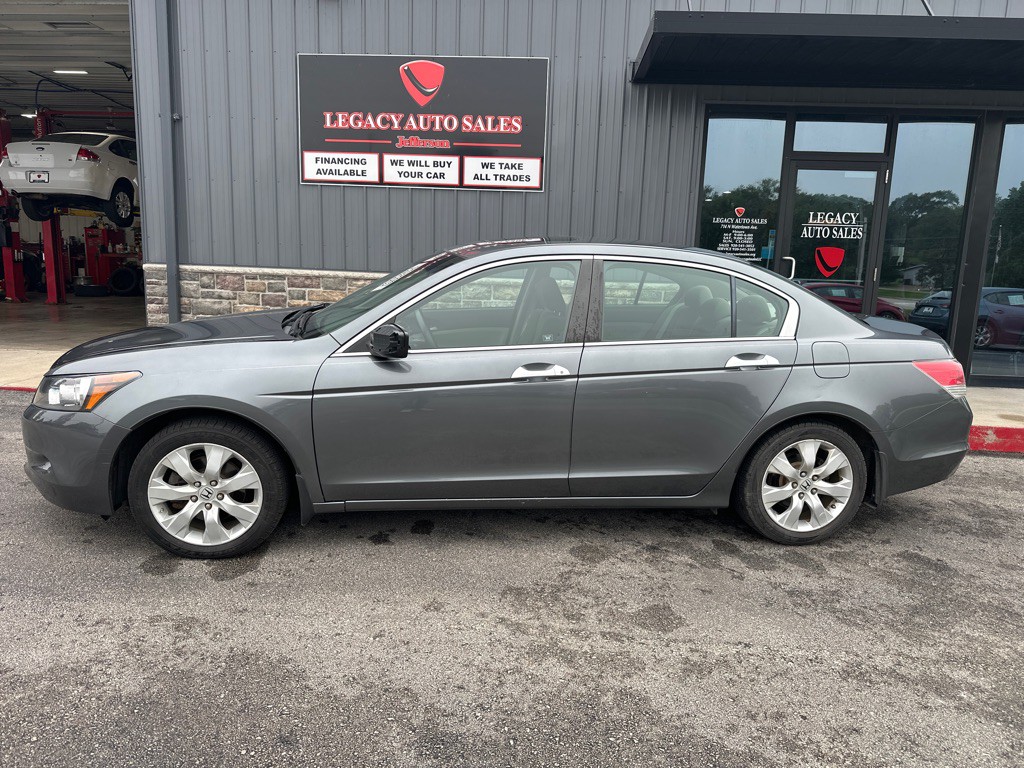 2010 Honda Accord Image 2