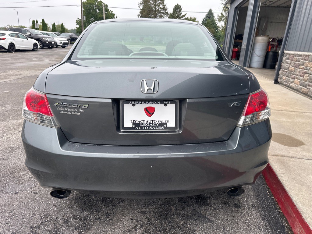 2010 Honda Accord Image 4