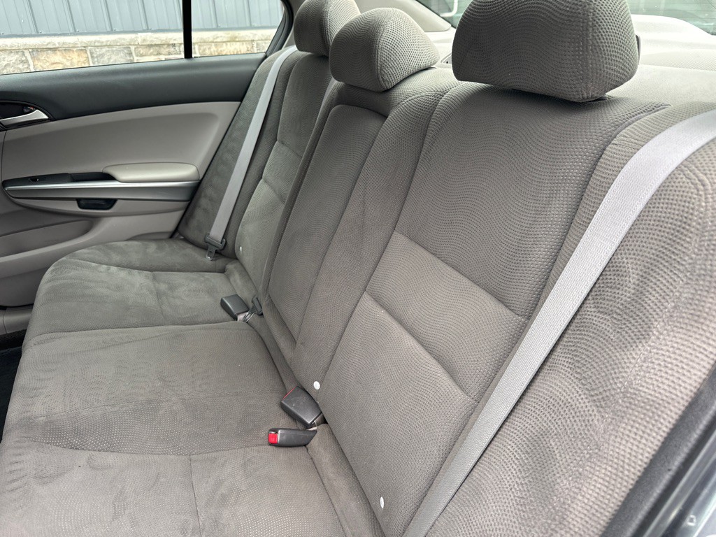 2010 Honda Accord Image 8