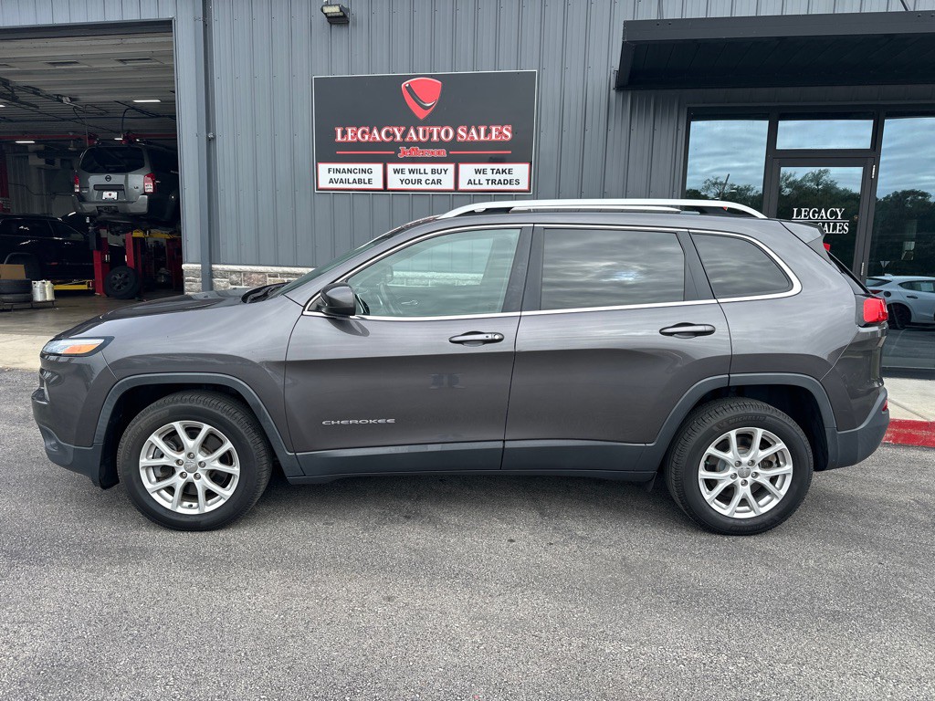2018 Jeep Cherokee Image 2