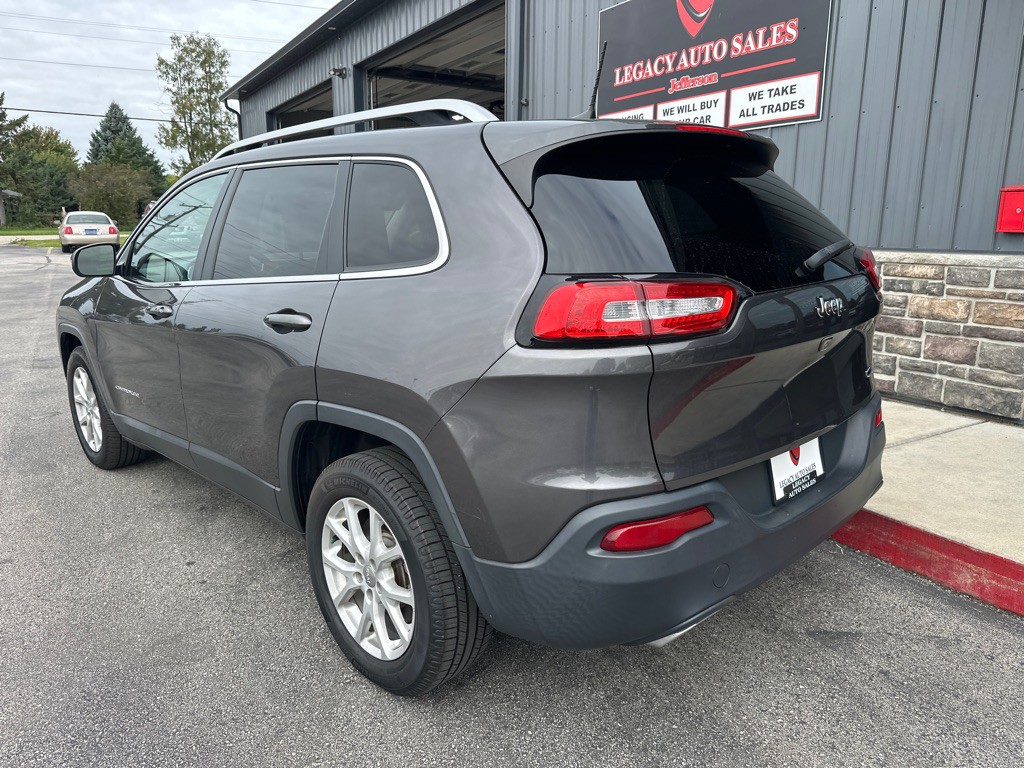 2018 Jeep Cherokee Image 3