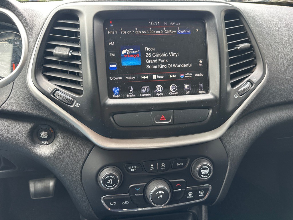 2018 Jeep Cherokee Image 10