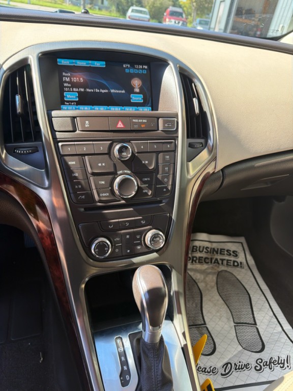 2013 Buick Verano Image 12