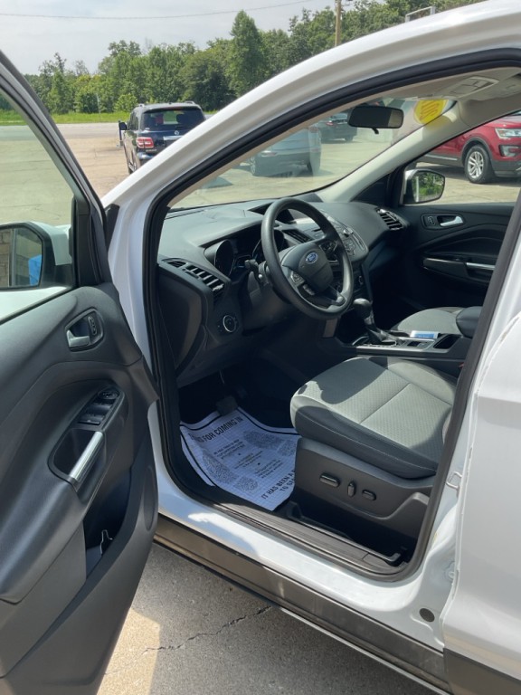2017 Ford Escape Image 4