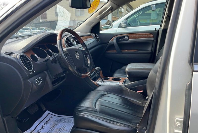 2012 Buick Enclave Image 3