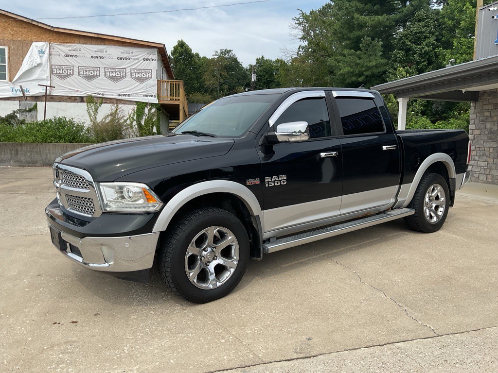 2015 RAM 1500 Image 3