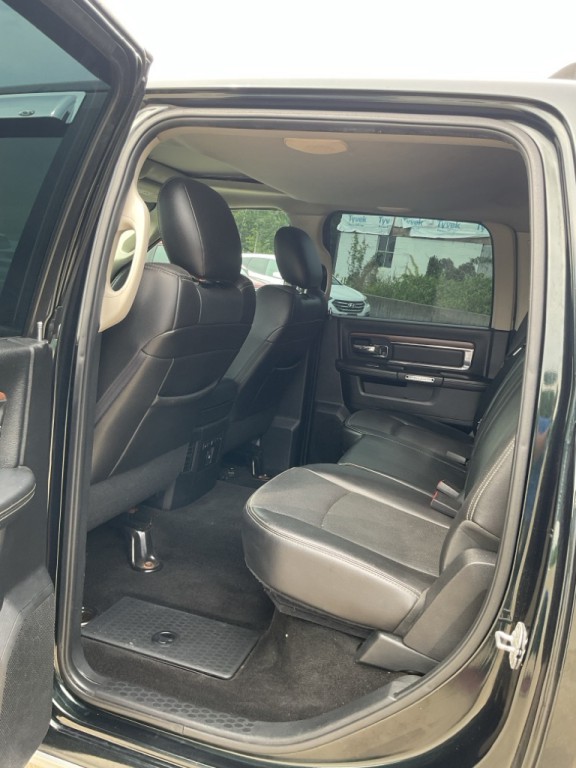 2015 RAM 1500 Image 5
