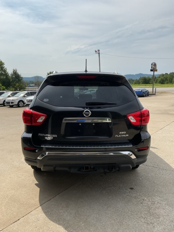 2017 Nissan Pathfinder Image 15