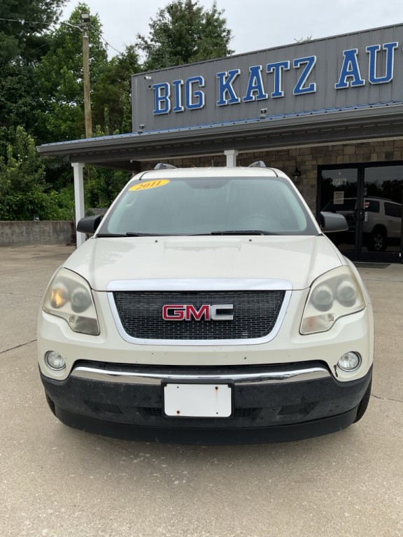 2011 GMC Acadia Image 2