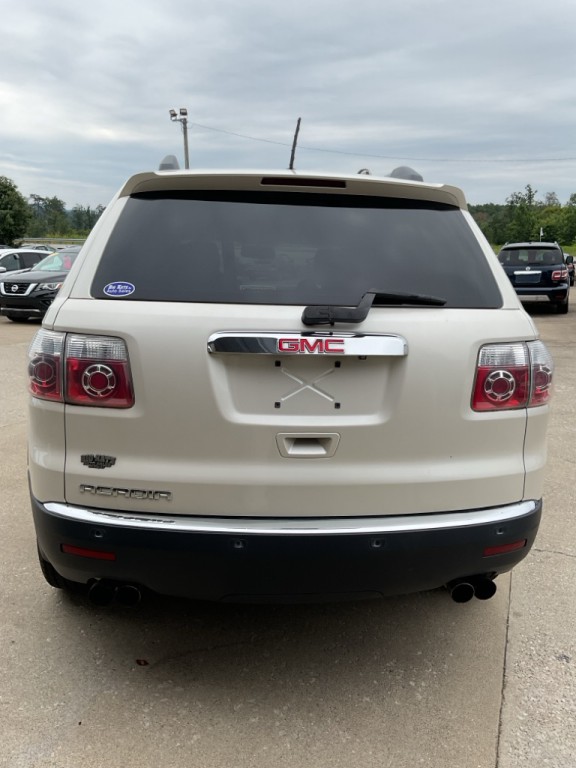 2011 GMC Acadia Image 9