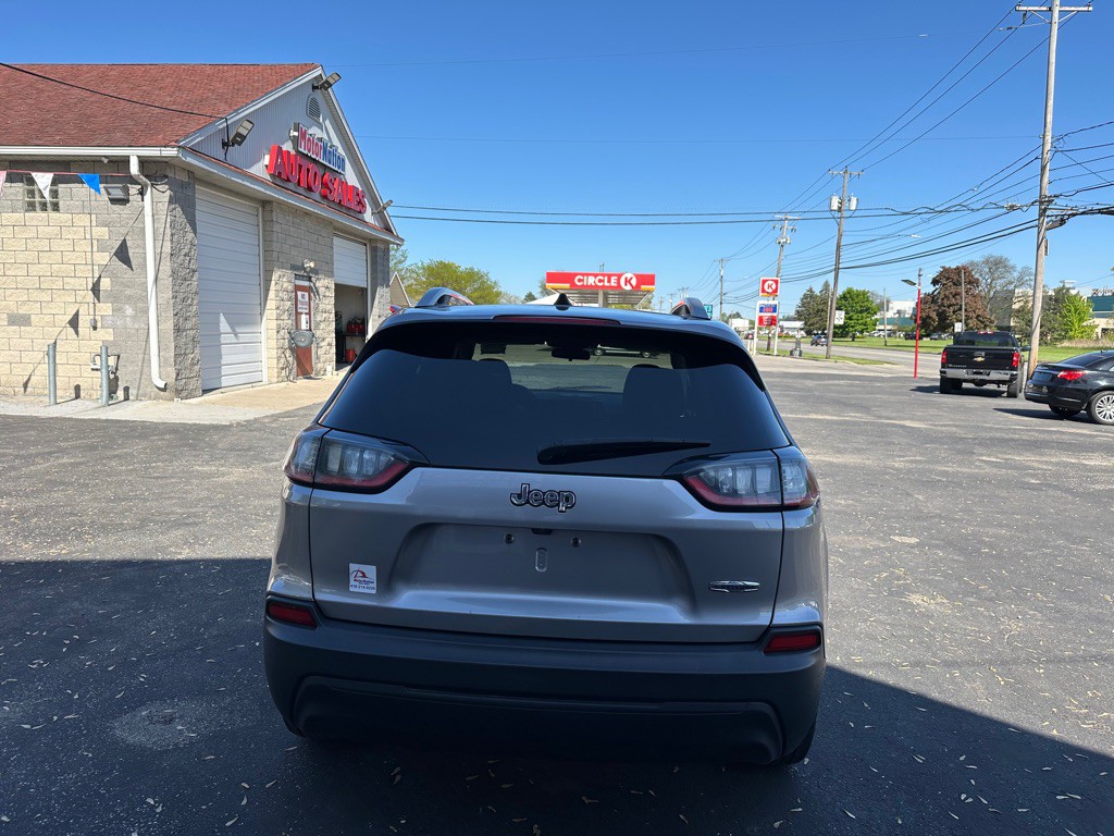 2019 Jeep Cherokee Image 4