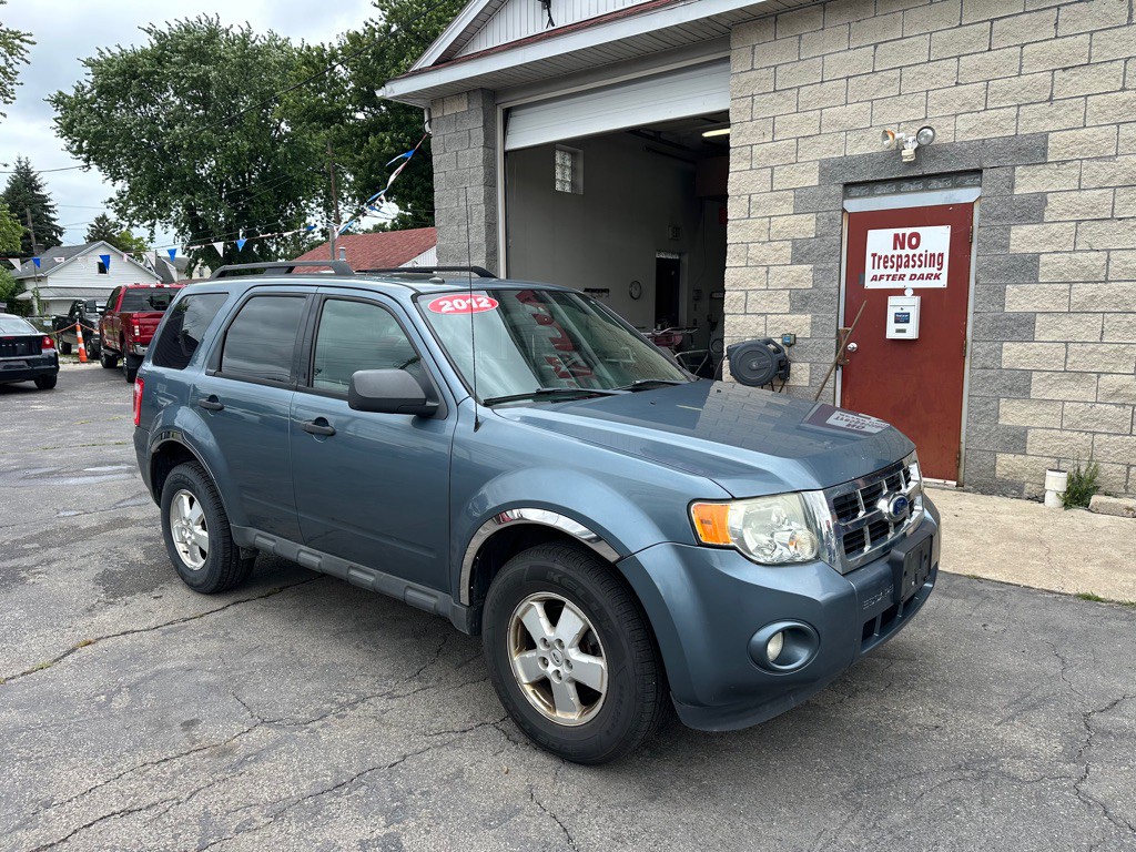 2012 Ford Escape Image 2