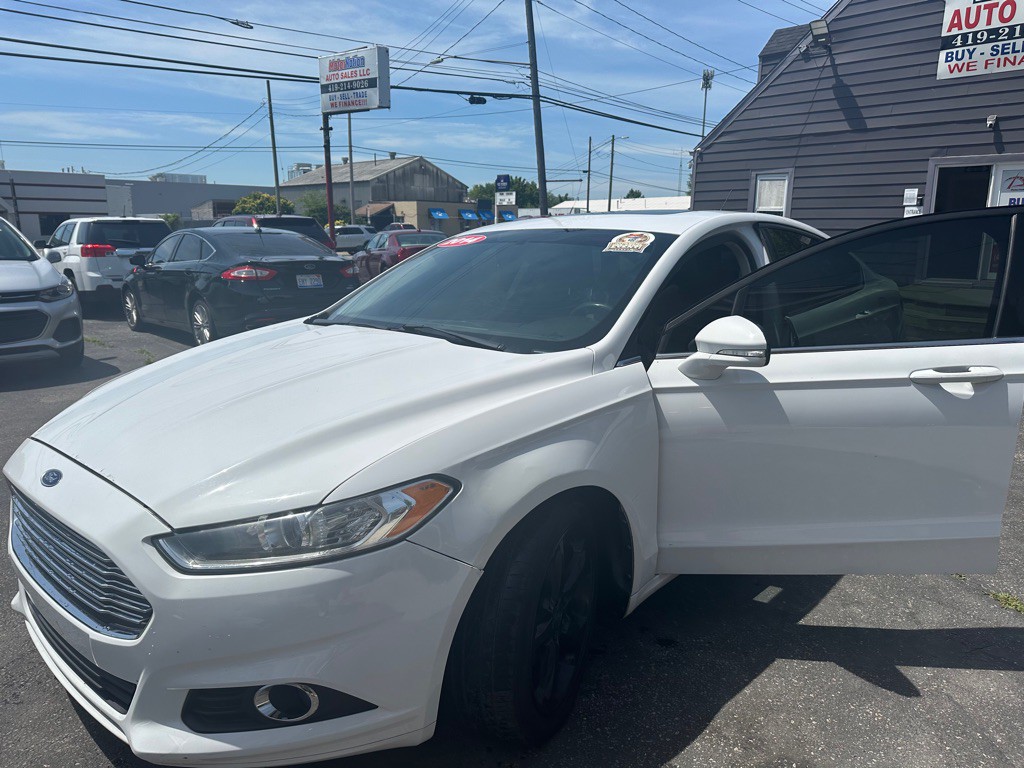 2014 Ford Fusion Image 3