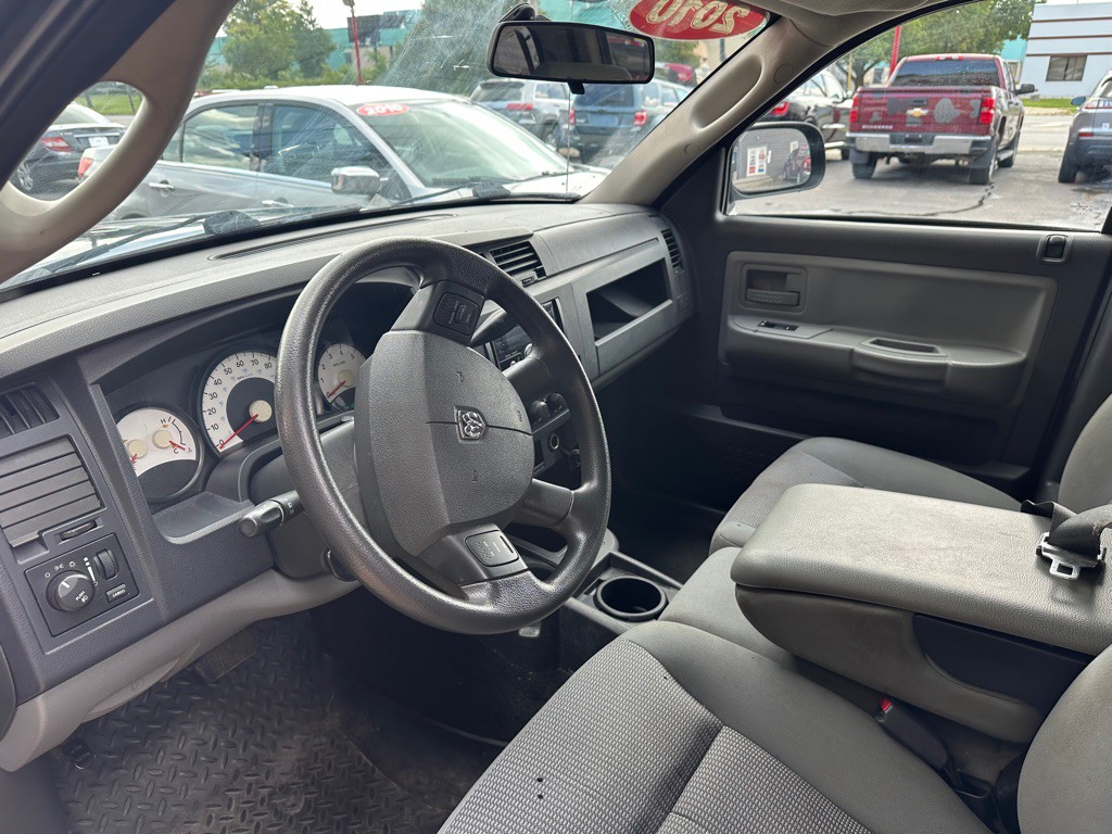 2010 Dodge Dakota Image 7