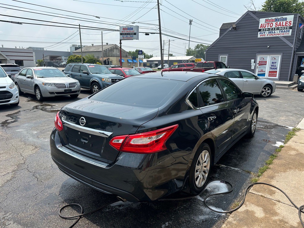 2017 Nissan Altima Image 6