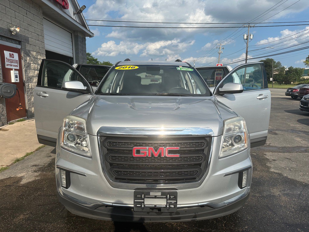 2016 GMC Terrain Image 1