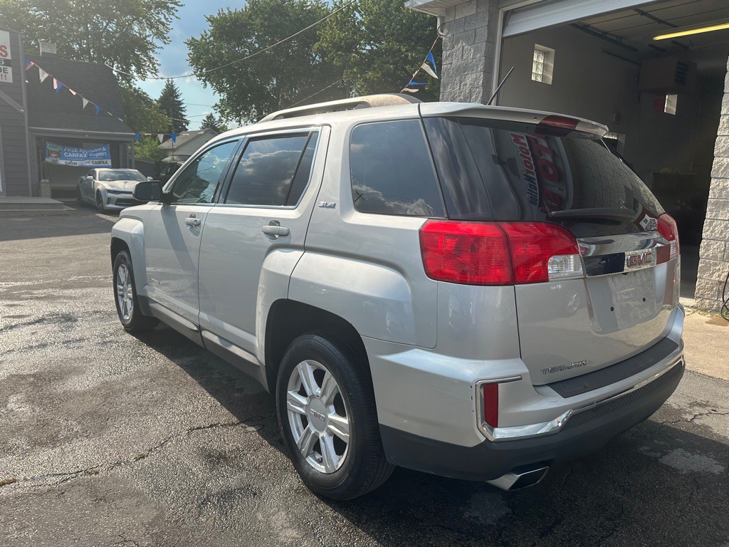 2016 GMC Terrain Image 4