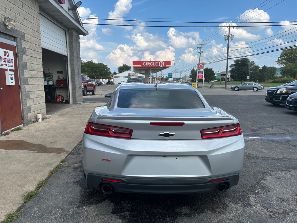 2017 Chevrolet Camaro Image 5
