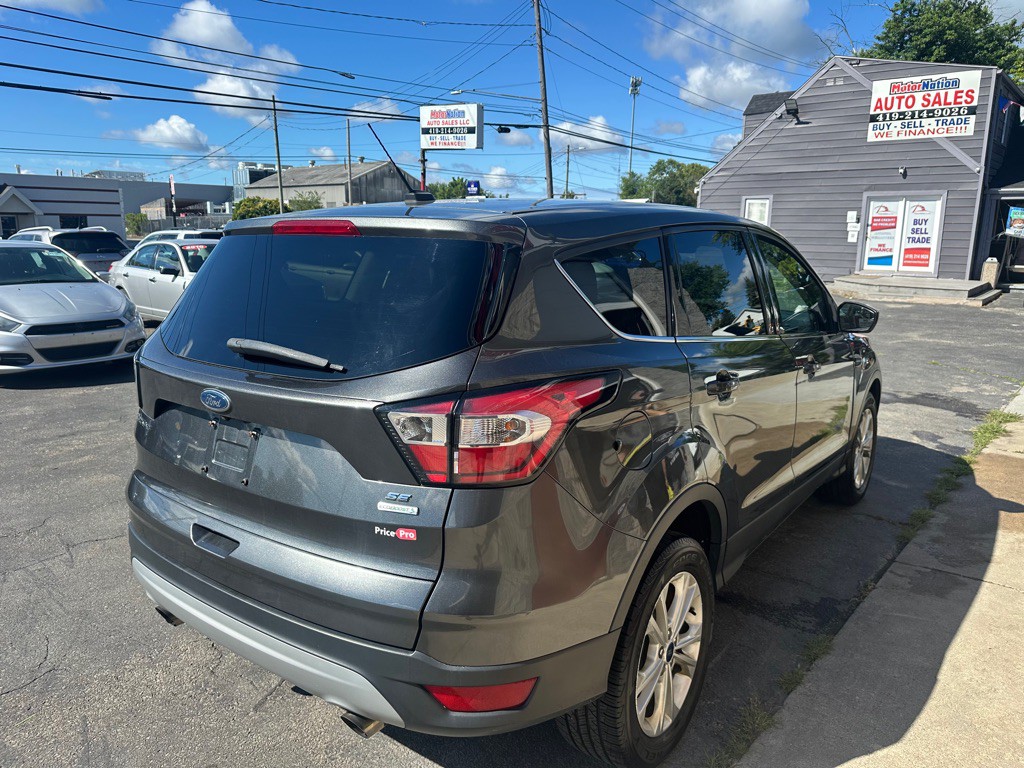 2017 Ford Escape Image 4