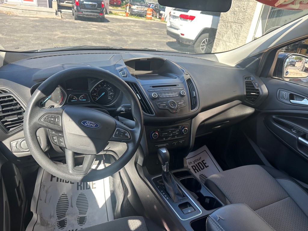 2017 Ford Escape Image 9