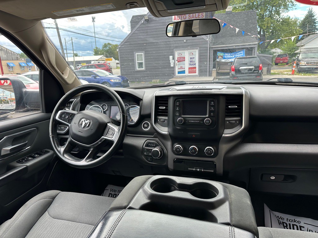2019 RAM 1500 Image 7