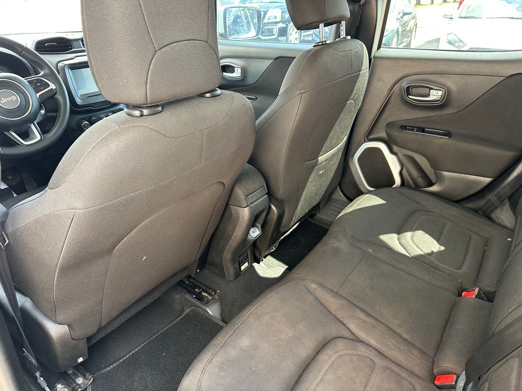 2019 Jeep Renegade Image 9