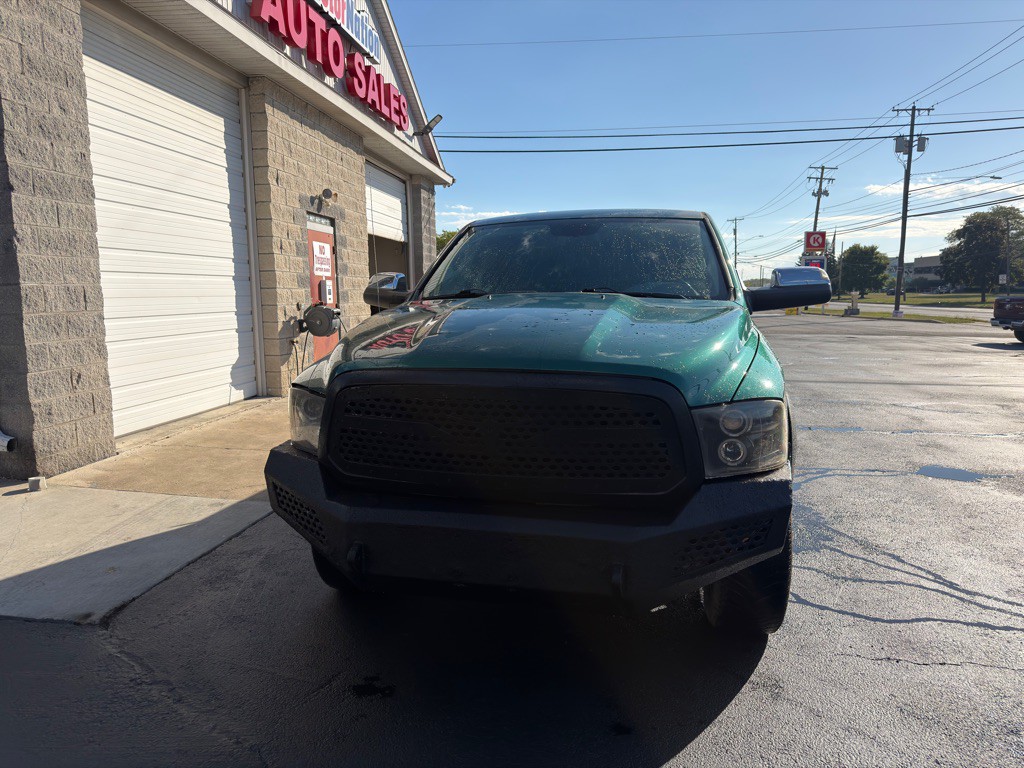 2017 RAM 1500 Image 3