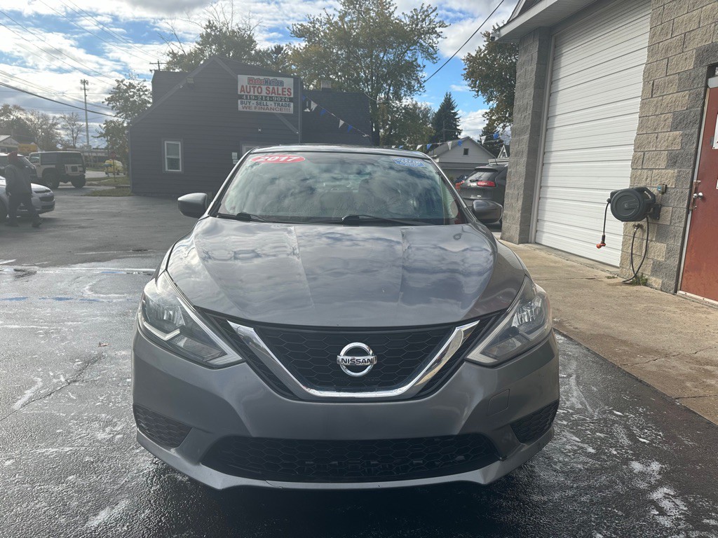 2017 Nissan Sentra Image 1
