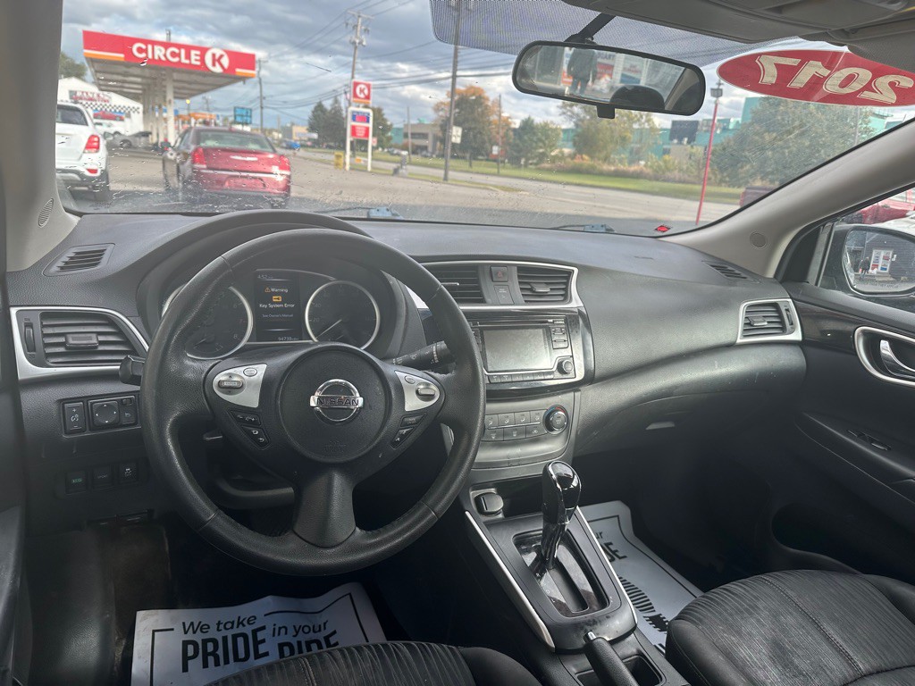 2017 Nissan Sentra Image 6
